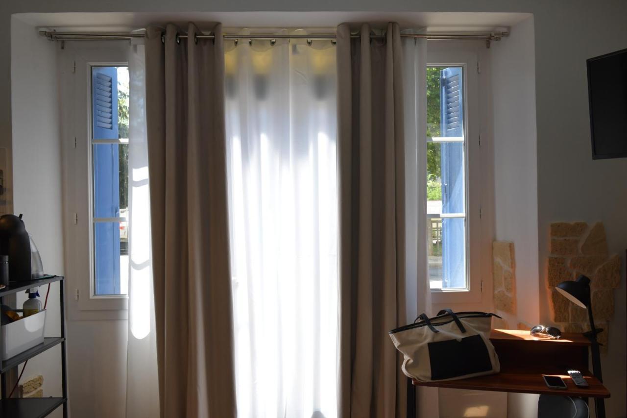 Aux 4 Logis Appart-Hotel - Studio Le City - Petit Dejeuner Inclus 1Ere Nuit Foix Exterior photo