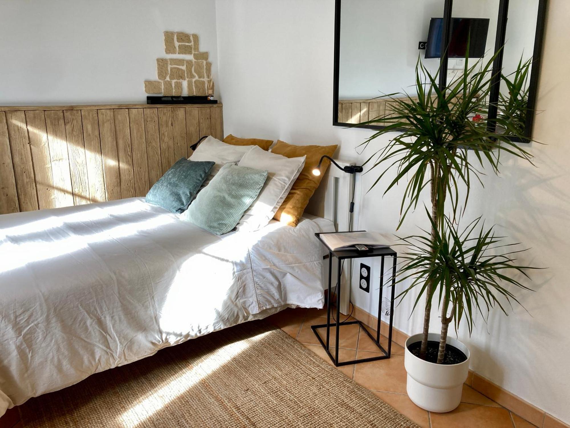 Aux 4 Logis Appart-Hotel - Studio Le City - Petit Dejeuner Inclus 1Ere Nuit Foix Exterior photo